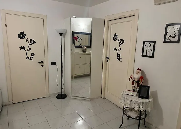 Sweethome Lisa Rom